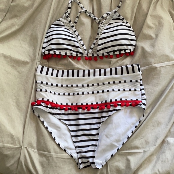 Mesh Striped Pom Pom high waisted bikini - Picture 3 of 3